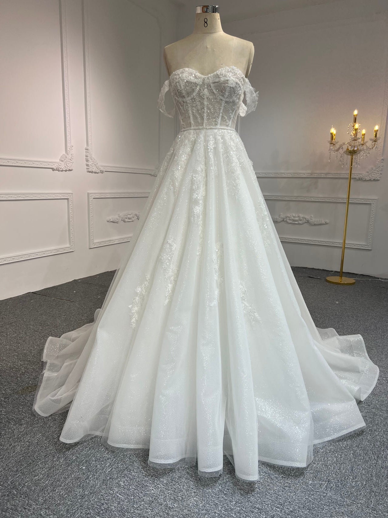 Plus Size Lace Beading A-Line Wedding Dress Plus Size Lace Beading A-Line Wedding Dress