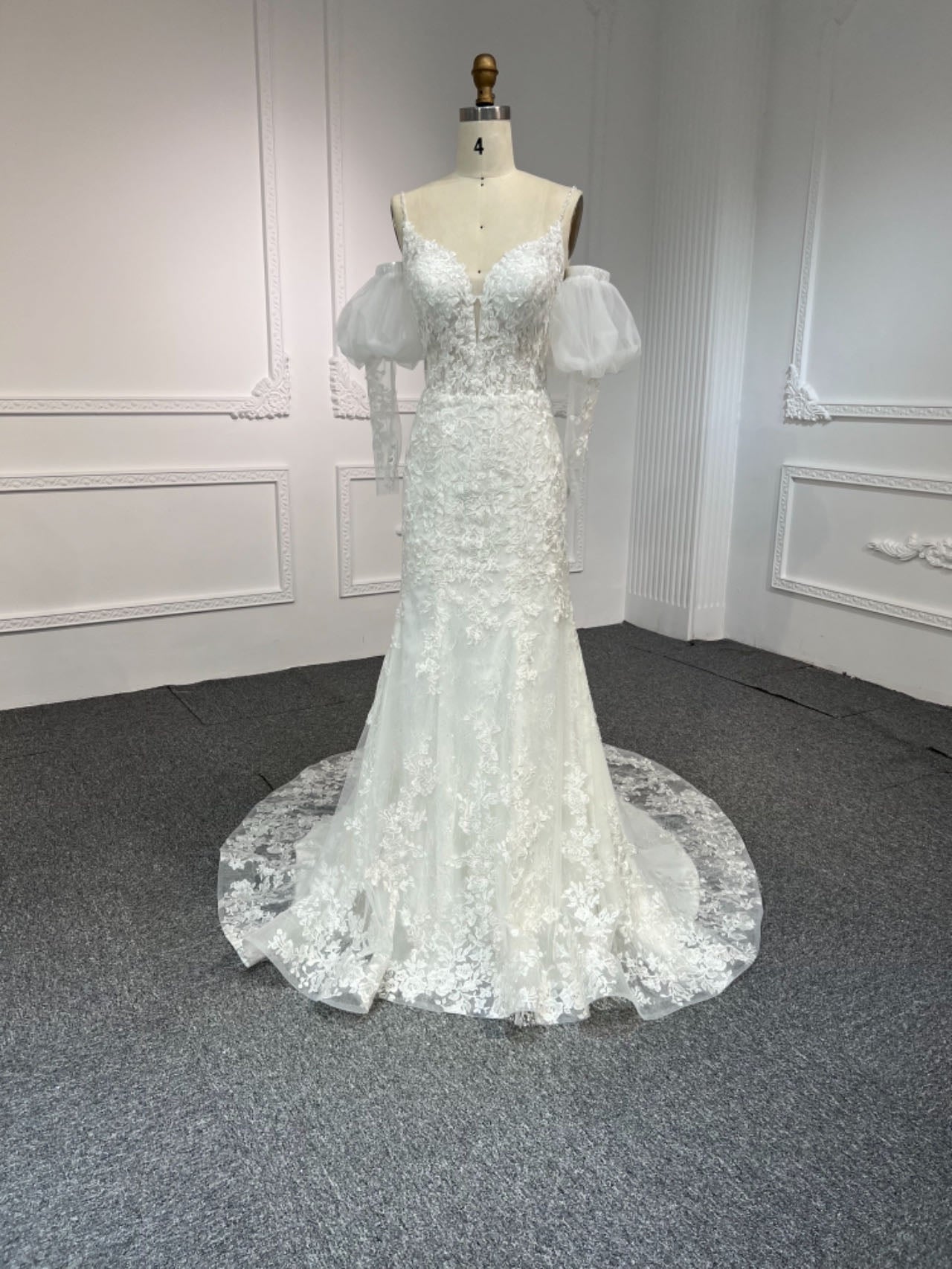 Plus Size Deep V Neckline Mermaid Wedding Dress Plus Size Deep V Neckline Mermaid Wedding Dress