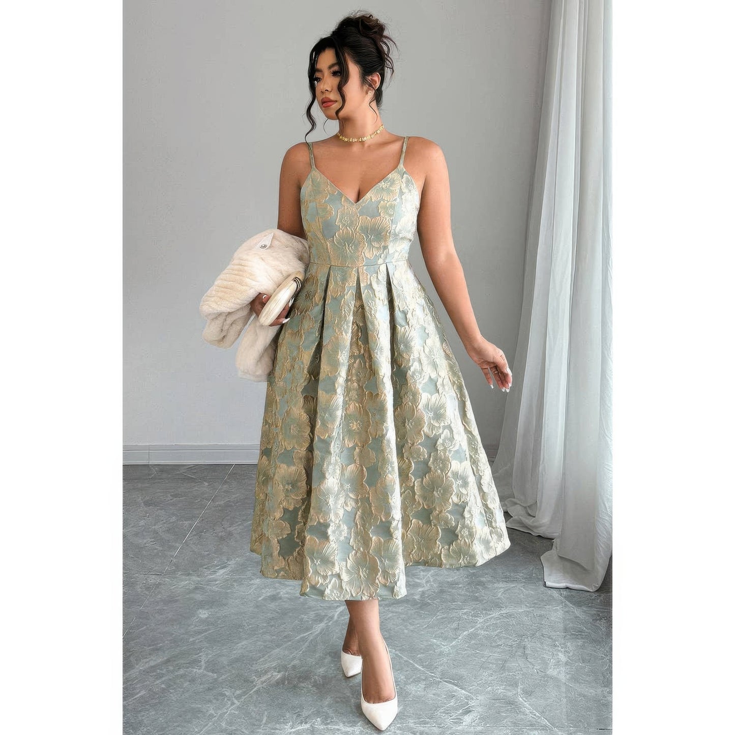 Plus Size Jacquard Elegant Spaghetti Strap Dress - Plus Size XL-4XL - View 4