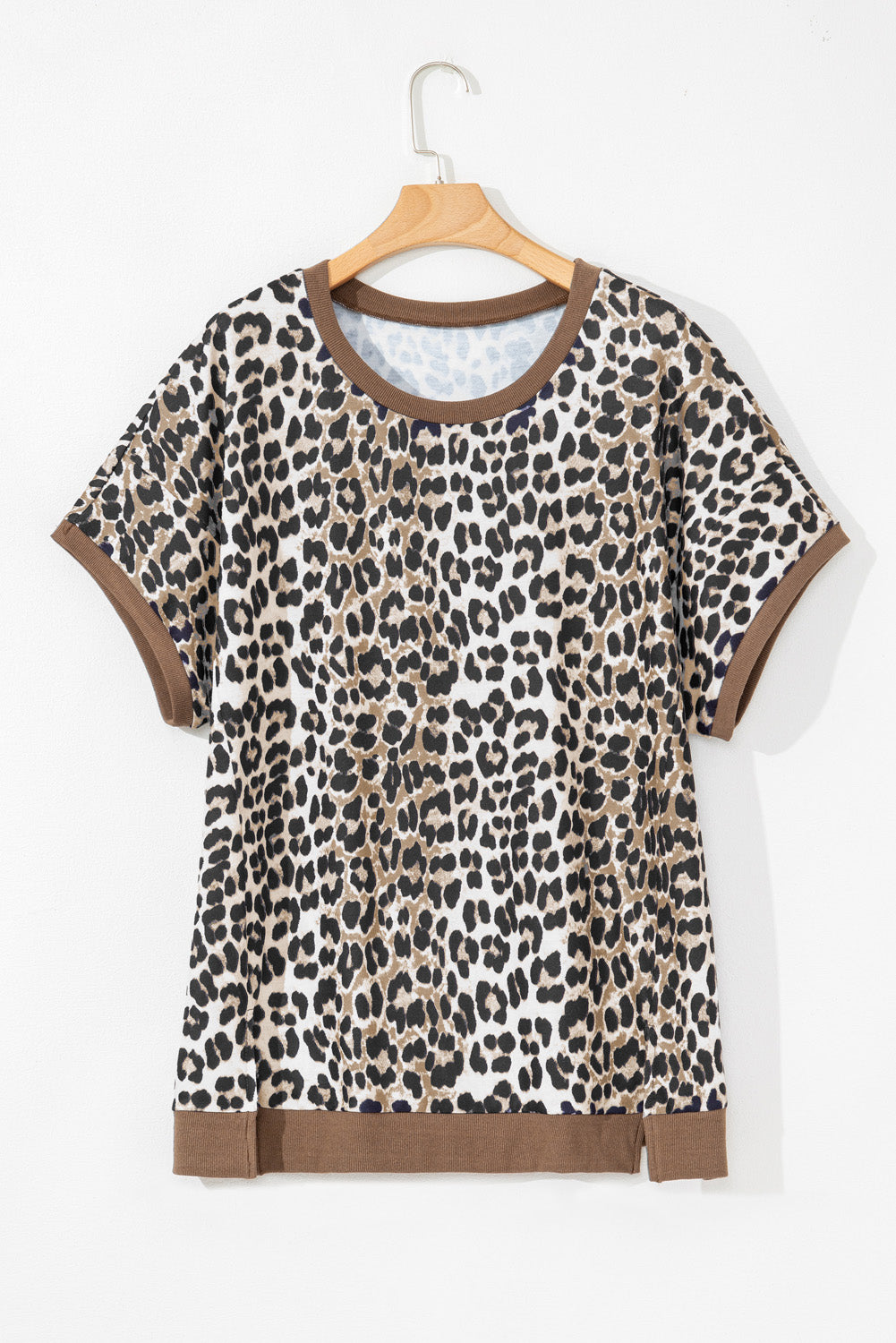 Plus Size Leopard Contrast Trim Short Sleeve Top - Plus Size XL-4XL - View 8 Plus Size Leopard Contrast Trim Short Sleeve Top - Plus Size XL-4XL - View 8