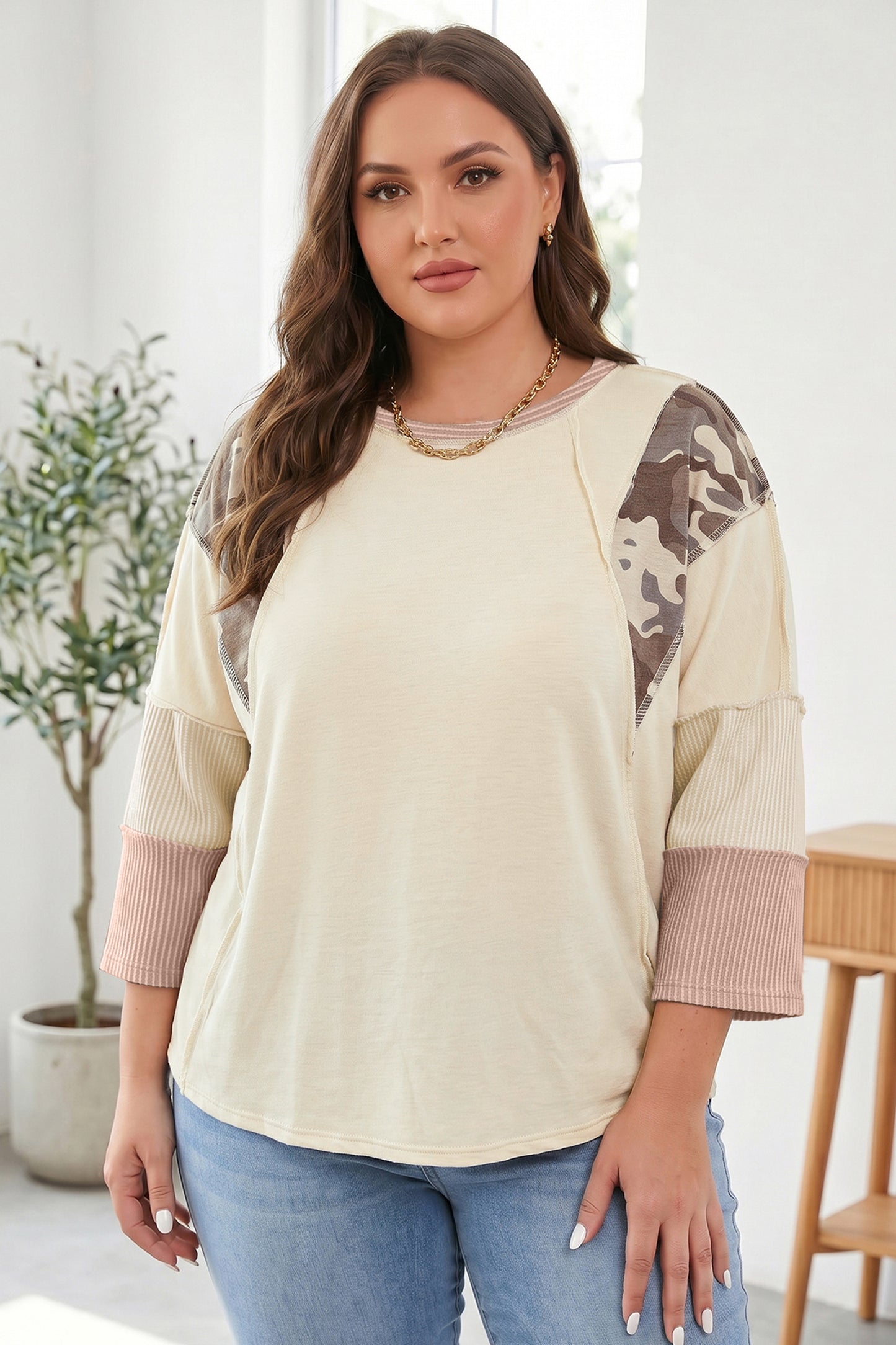 Plus Size Camo Panel Twist Rib Sleeve Blouse