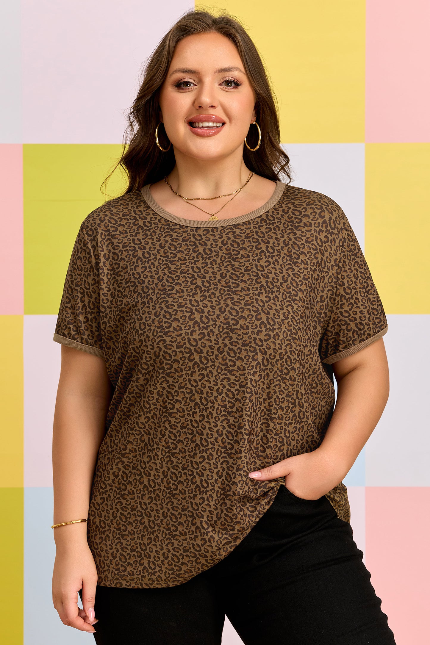 Plus Size Leopard Print Ribbed Trim Tee