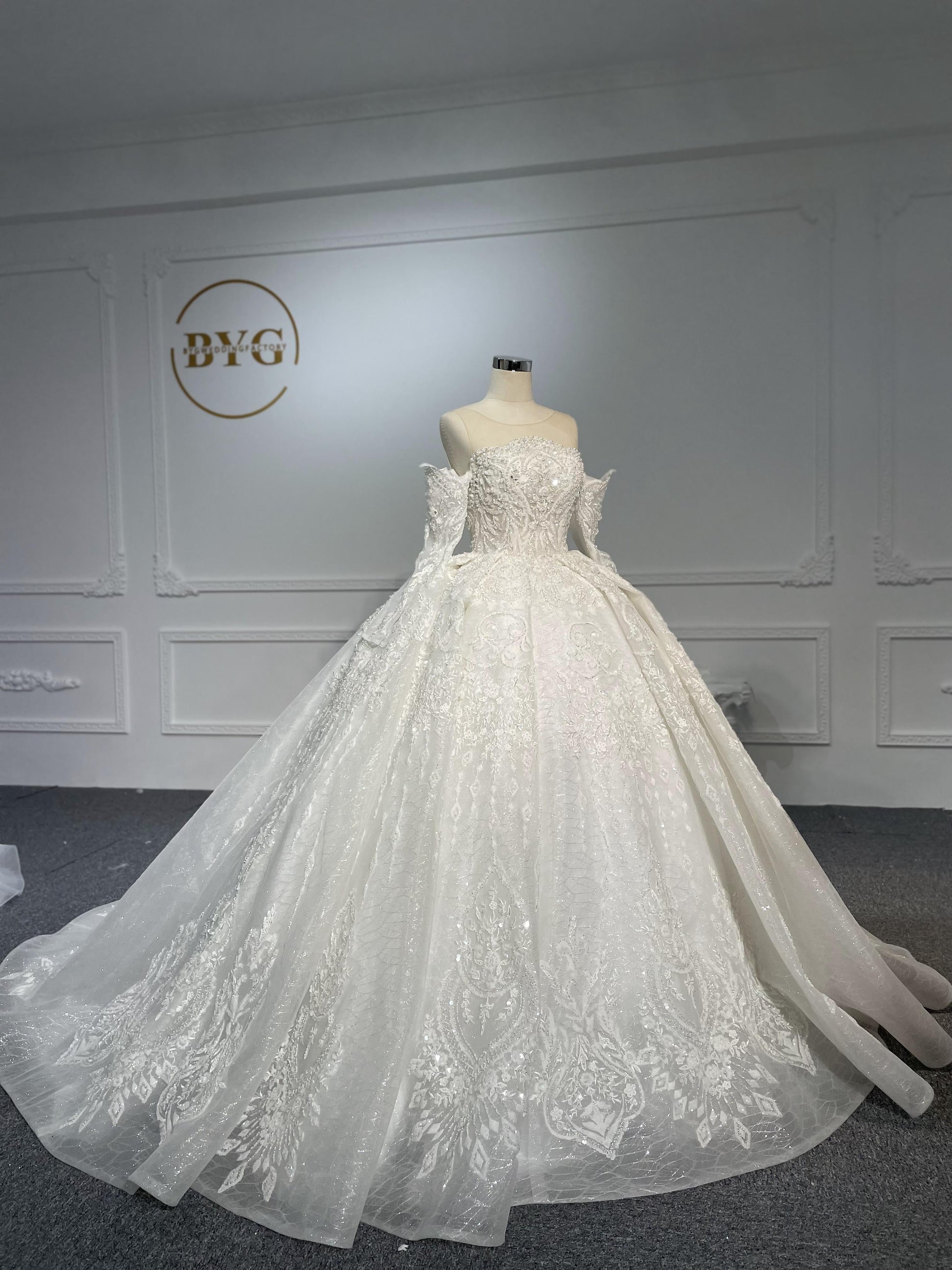Z062- BYG Thick Heavy Beading Lace Off-shoulder Long sleeves Ball Gown - Plus Size Clothing