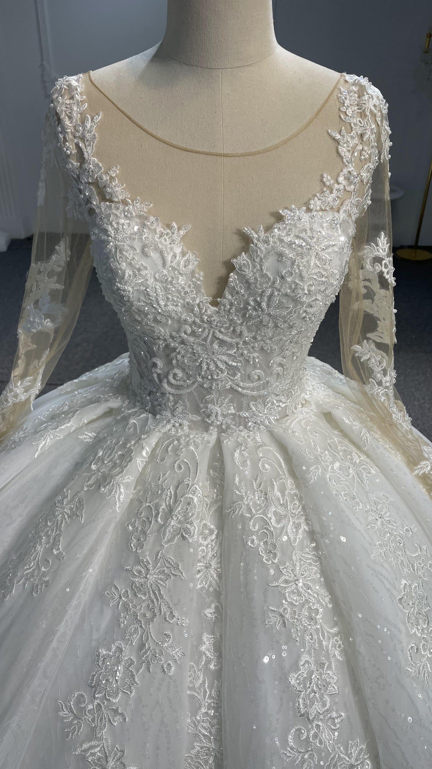 The Upper Body Beaded Luxury Long Sleeves Wedding Dress