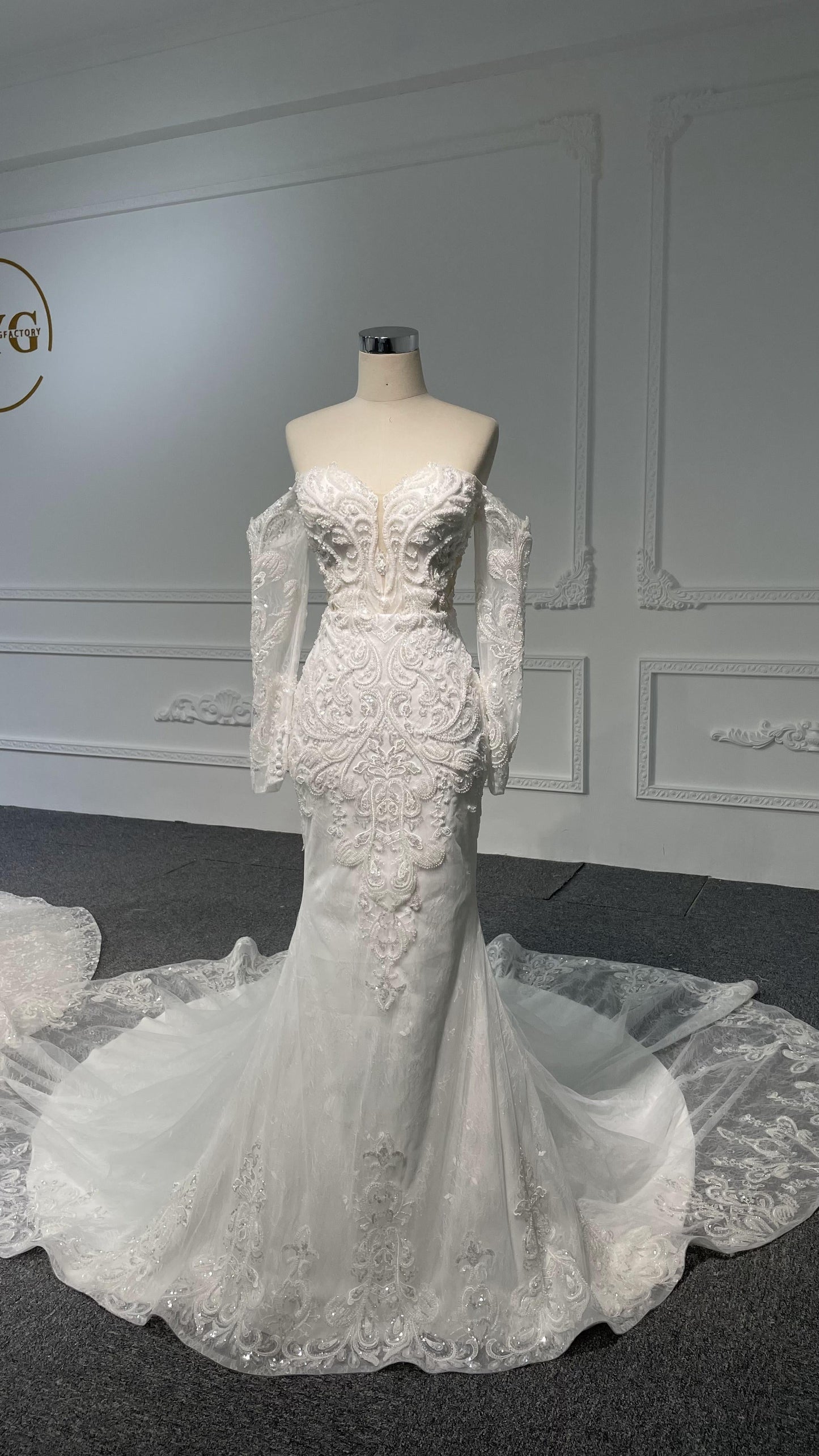 Plus Size One-Shoulder Mermaid Wedding Dress