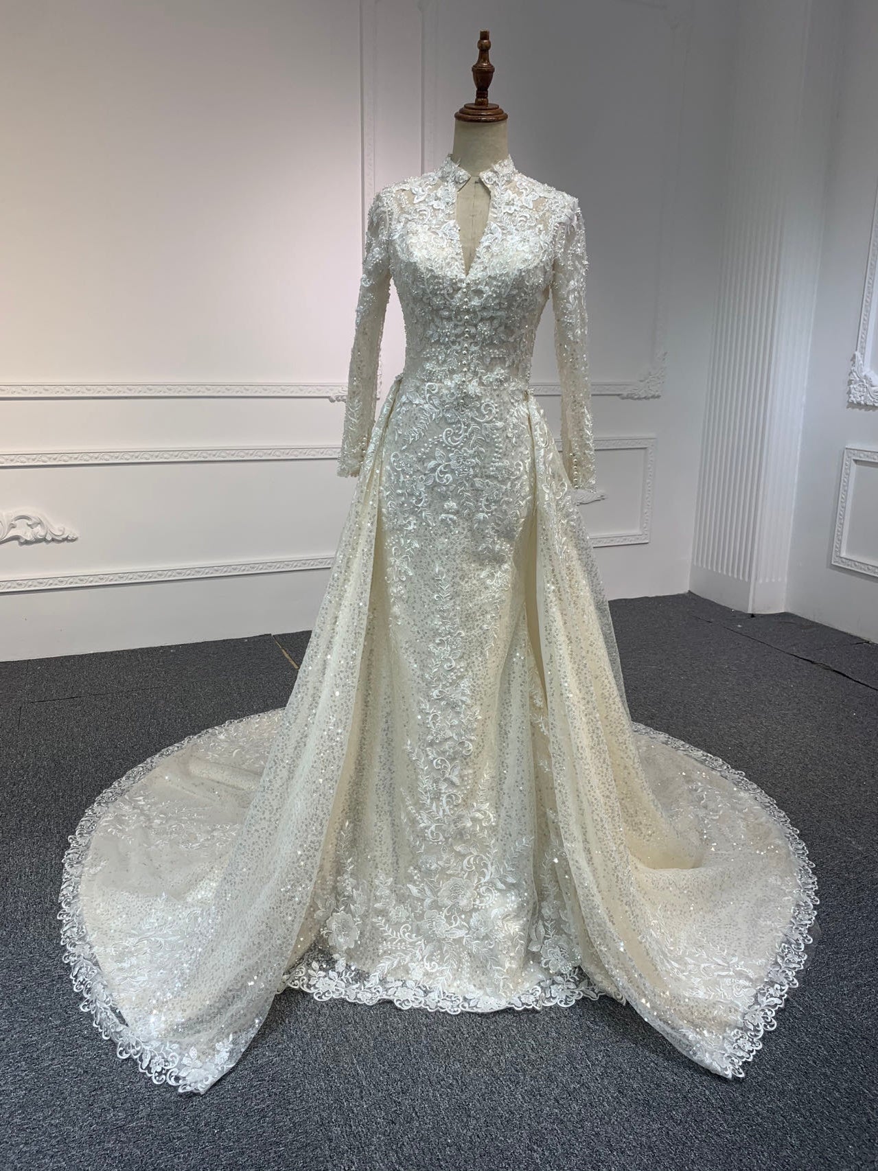 Plus Size Beaded Lace Mermaid Dress with Train