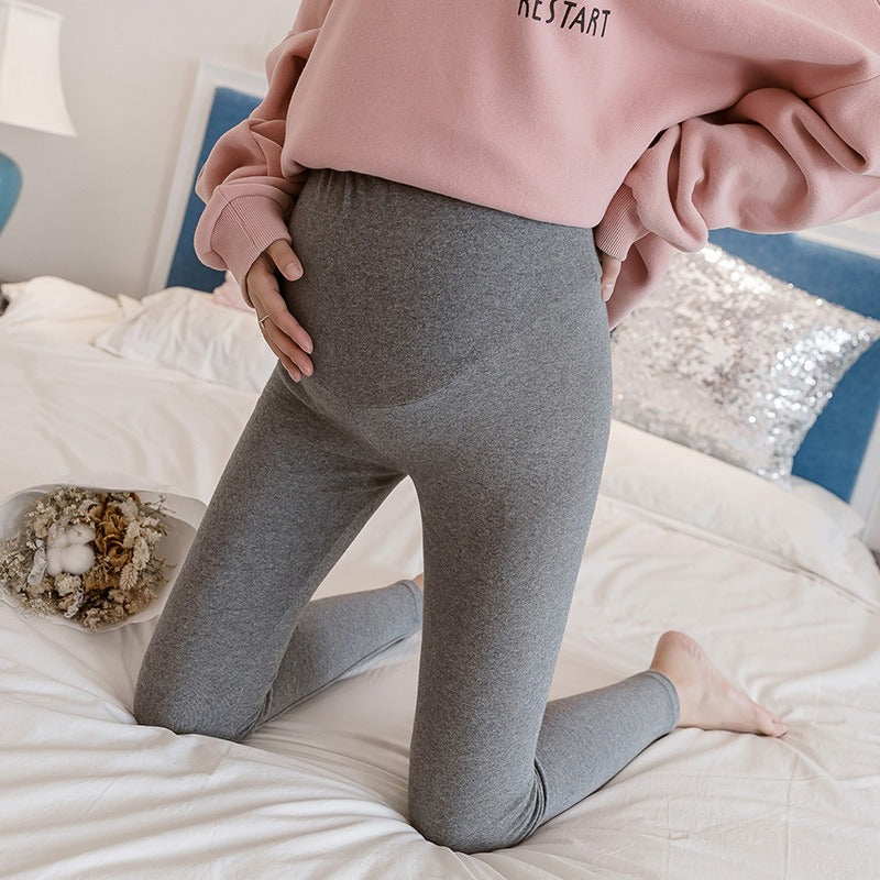 Plus Size Maternity Adjustable Cropped Leggings