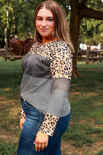 Plus Size Leopard Patchwork Long Sleeve Tee - Plus Size XL-4XL - View 9