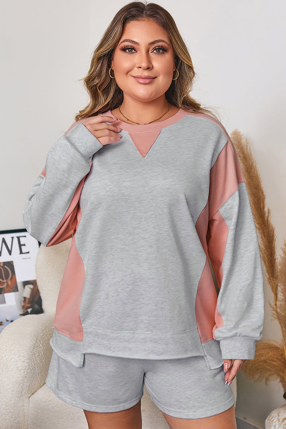 Plus Size Colorblock Pullover & Shorts Two-Piece Outfit - Plus Size XL-4XL - View 5