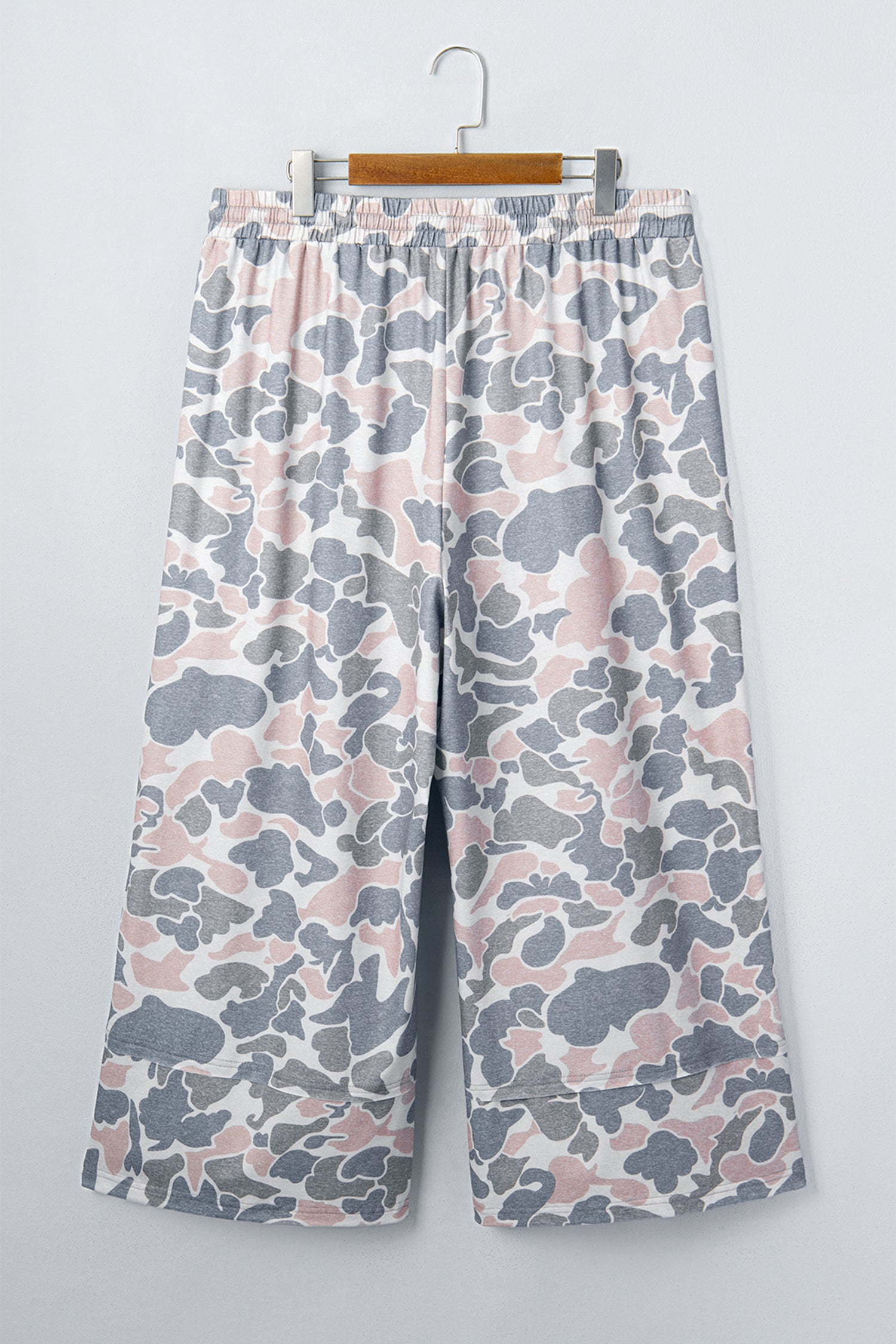 Plus Size Camo Print Patch Pocket Ankle Pants - Plus Size Clothing