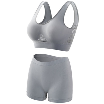 Plus Size Seamless Sports Bra Set — close-up detail