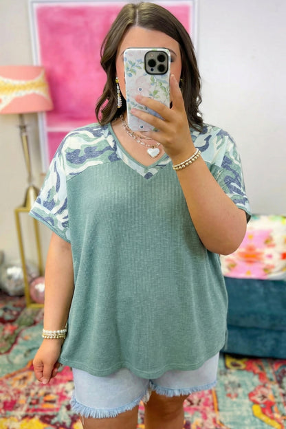 Plus Size Ribbed Camo Patchwork V Neck Tee - Plus Size Clothing