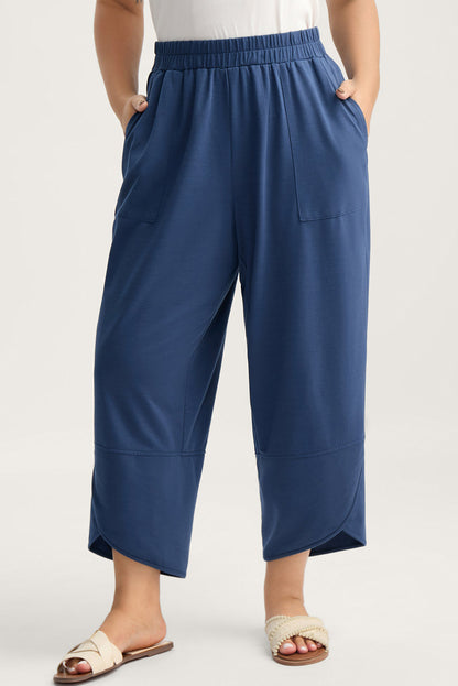 Plus Size Elastic Waist Asymmetrical Capris - Plus Size XL-4XL - View 4