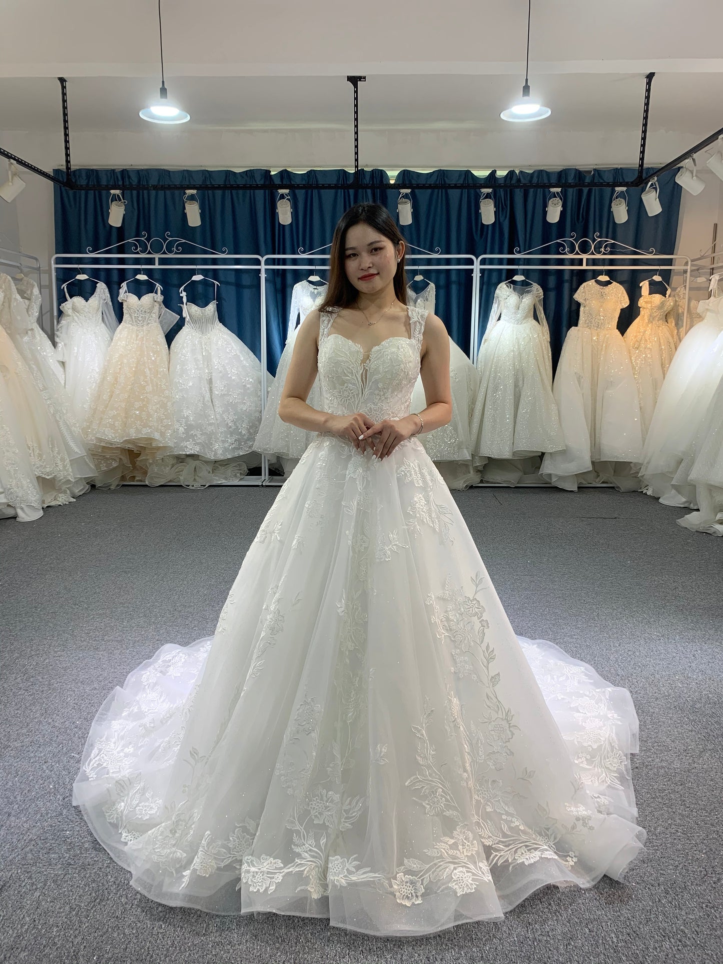 Plus Size Sweetheart Sleeveless Wedding Dress - Plus Size XL-4XL