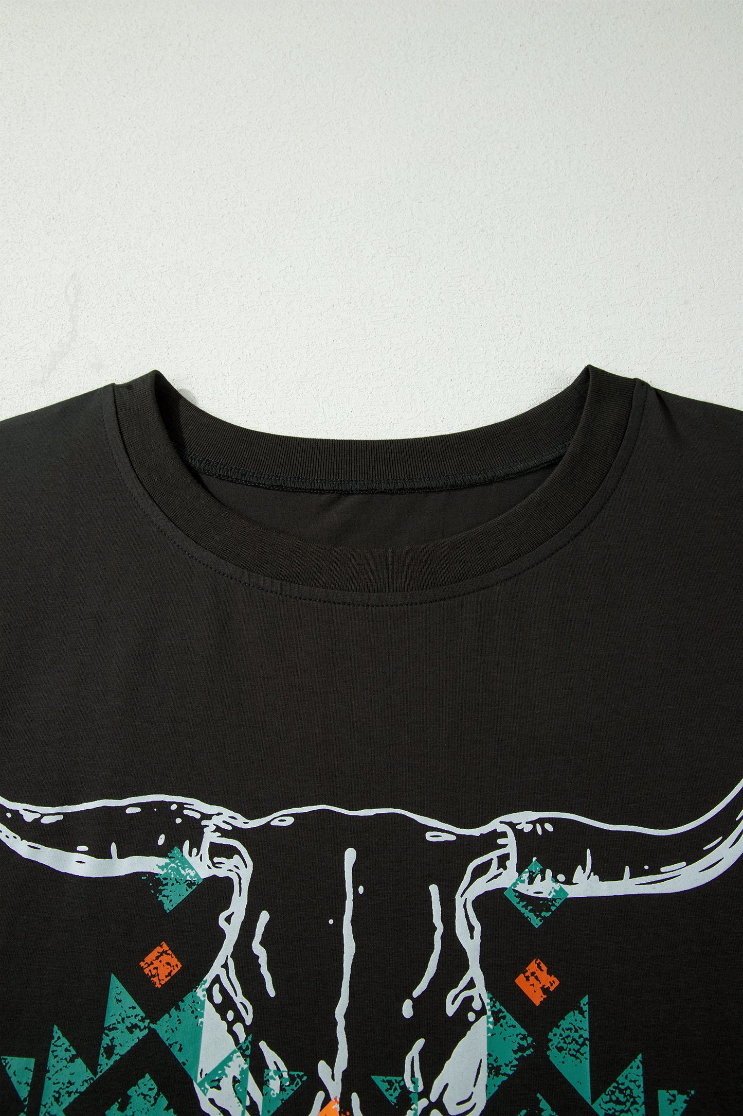 Plus Size Western Aztec Bull Skull Printed T Shirt - Plus Size XL-4XL - View 7