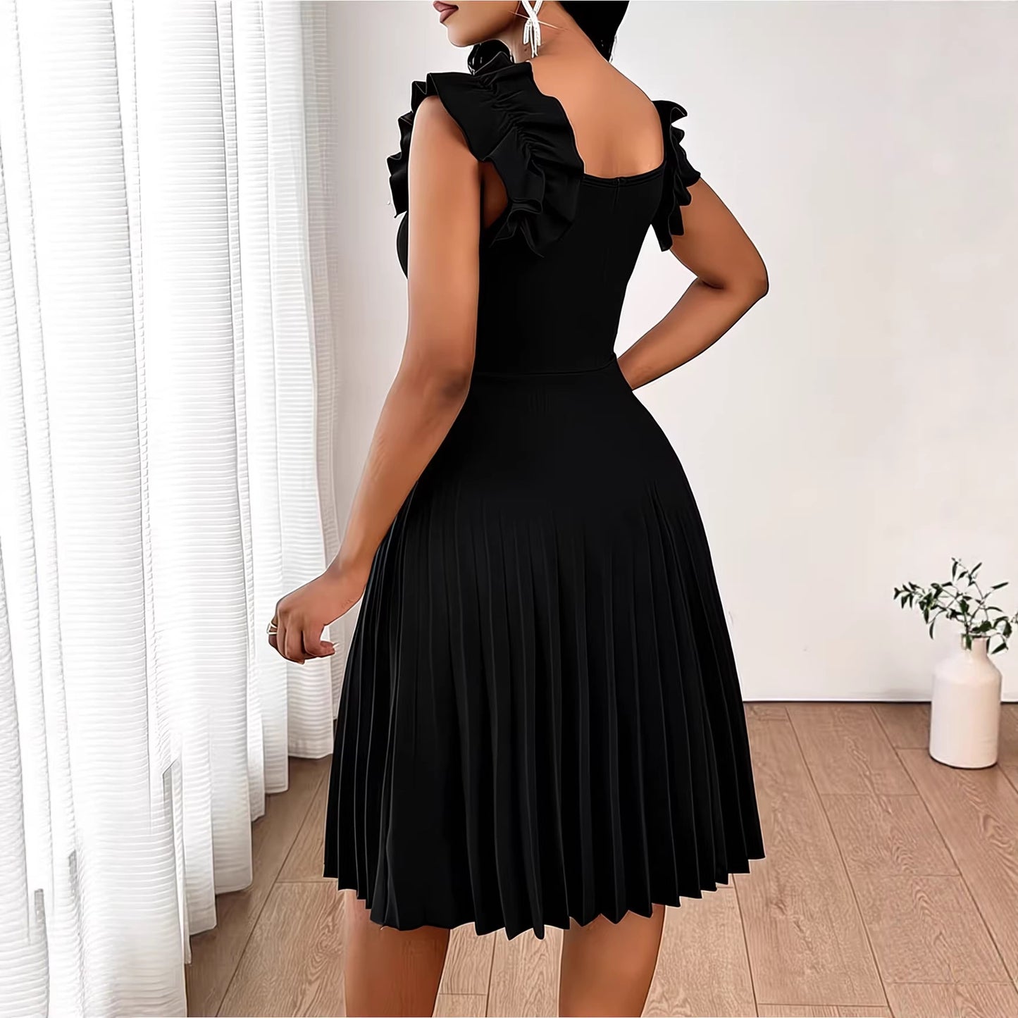 Plus Size Elegant Sleeveless Pleated Mini Dress