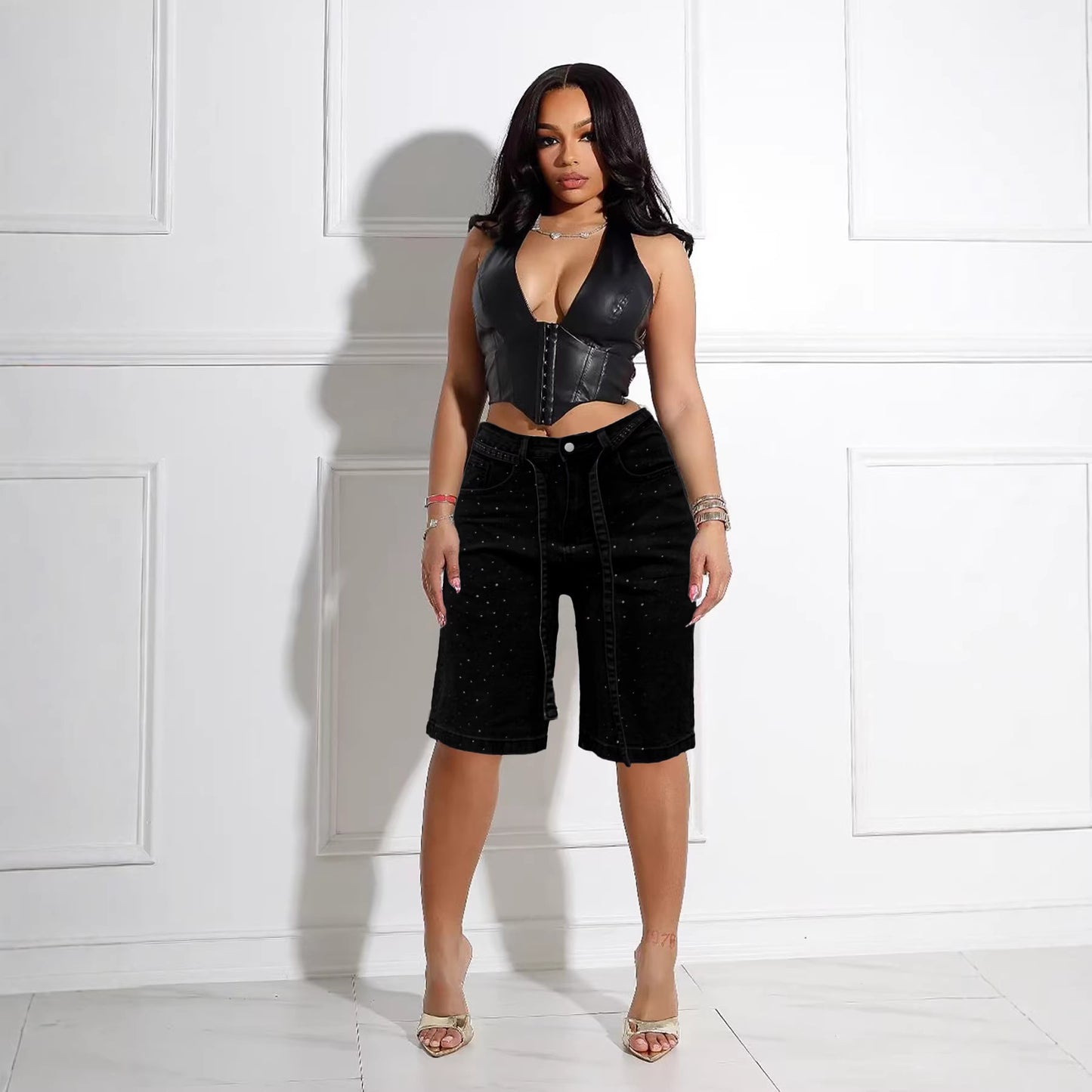 Plus Size Loose Denim 5-Panel Shorts