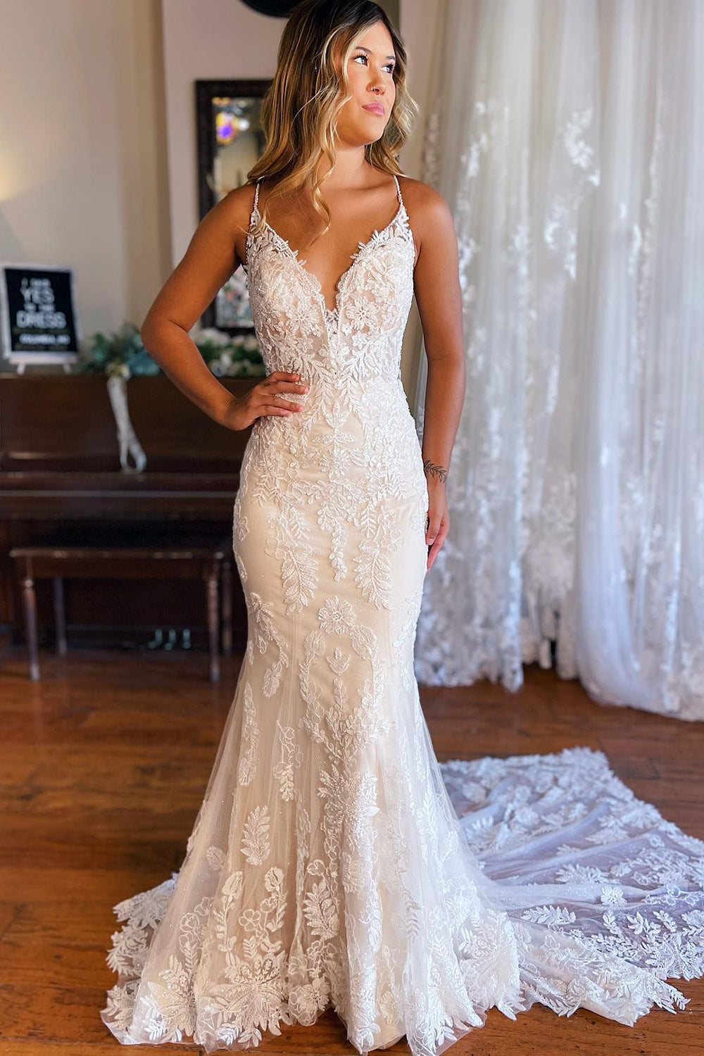 Plus Size Deep V Mermaid Wedding Dress