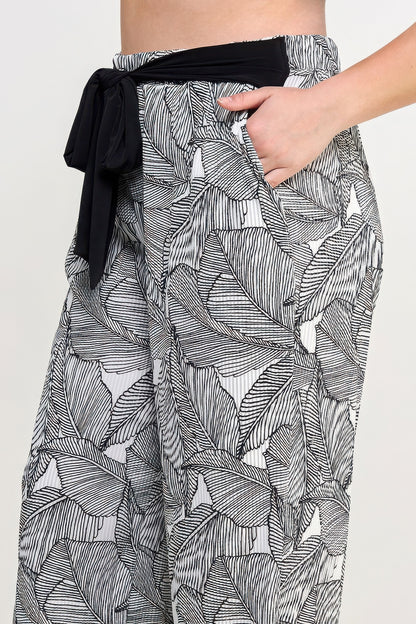 plus-size-plisse-palm-print-pants