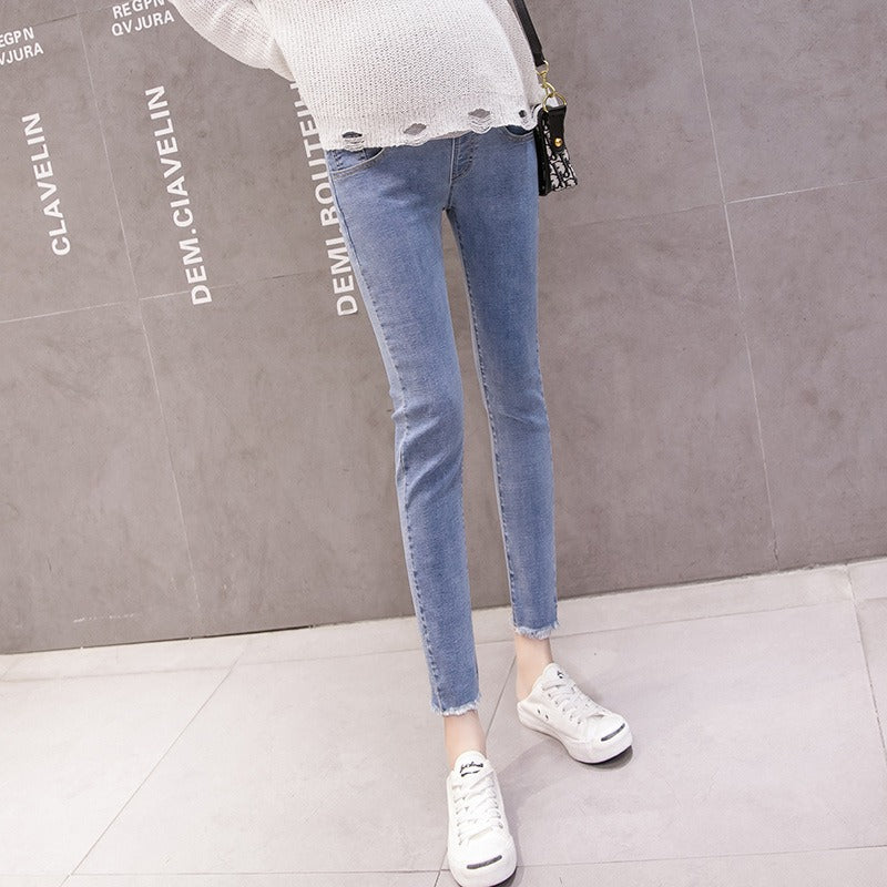Plus Size Maternity Denim Cropped Pants