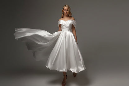 Plus Size Vintage Off-Shoulder Satin Midi Wedding Dress - Plus Size XL-4XL - View 3