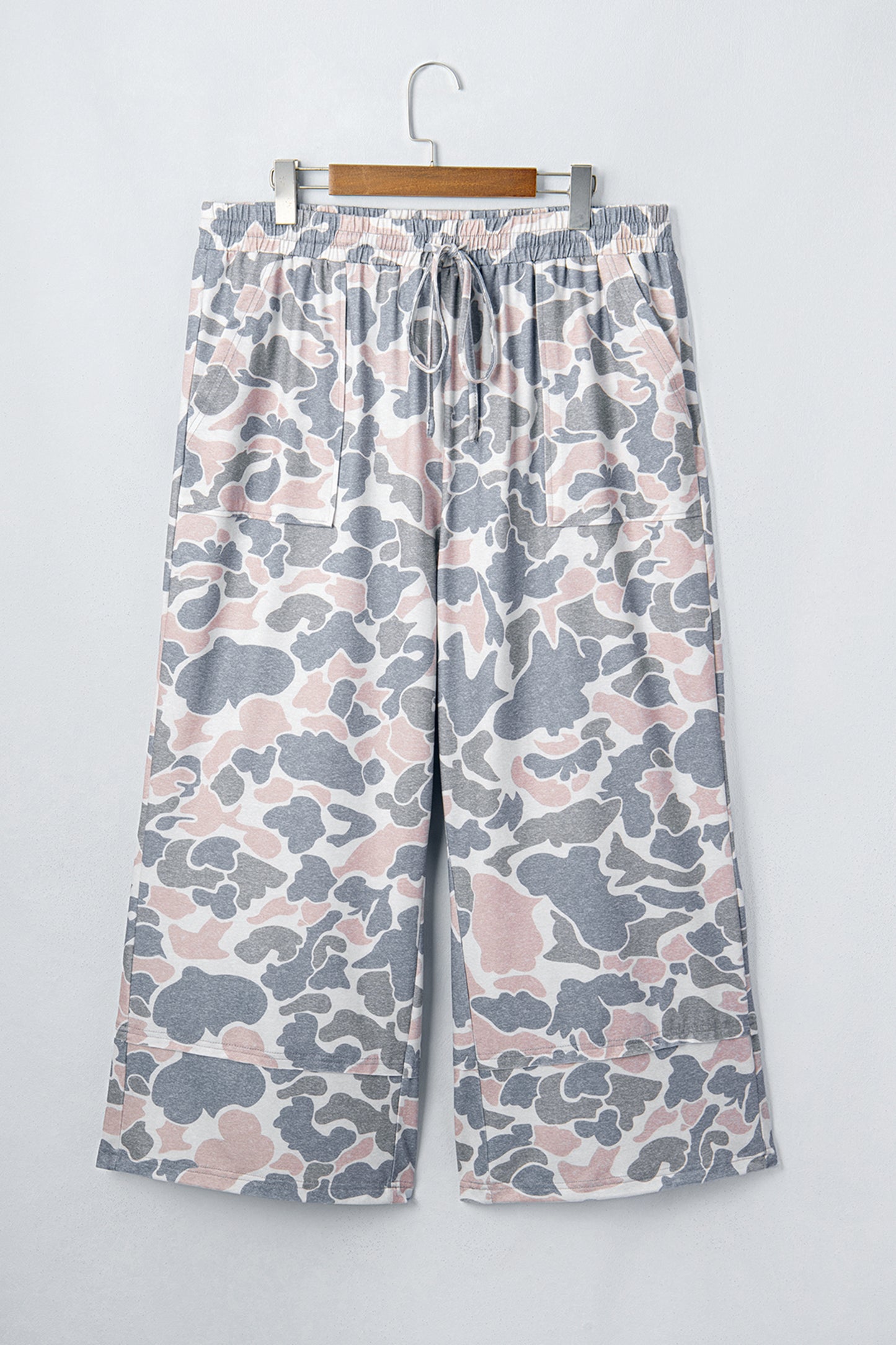 Plus Size Camo Print Patch Pocket Ankle Pants - Plus Size Clothing