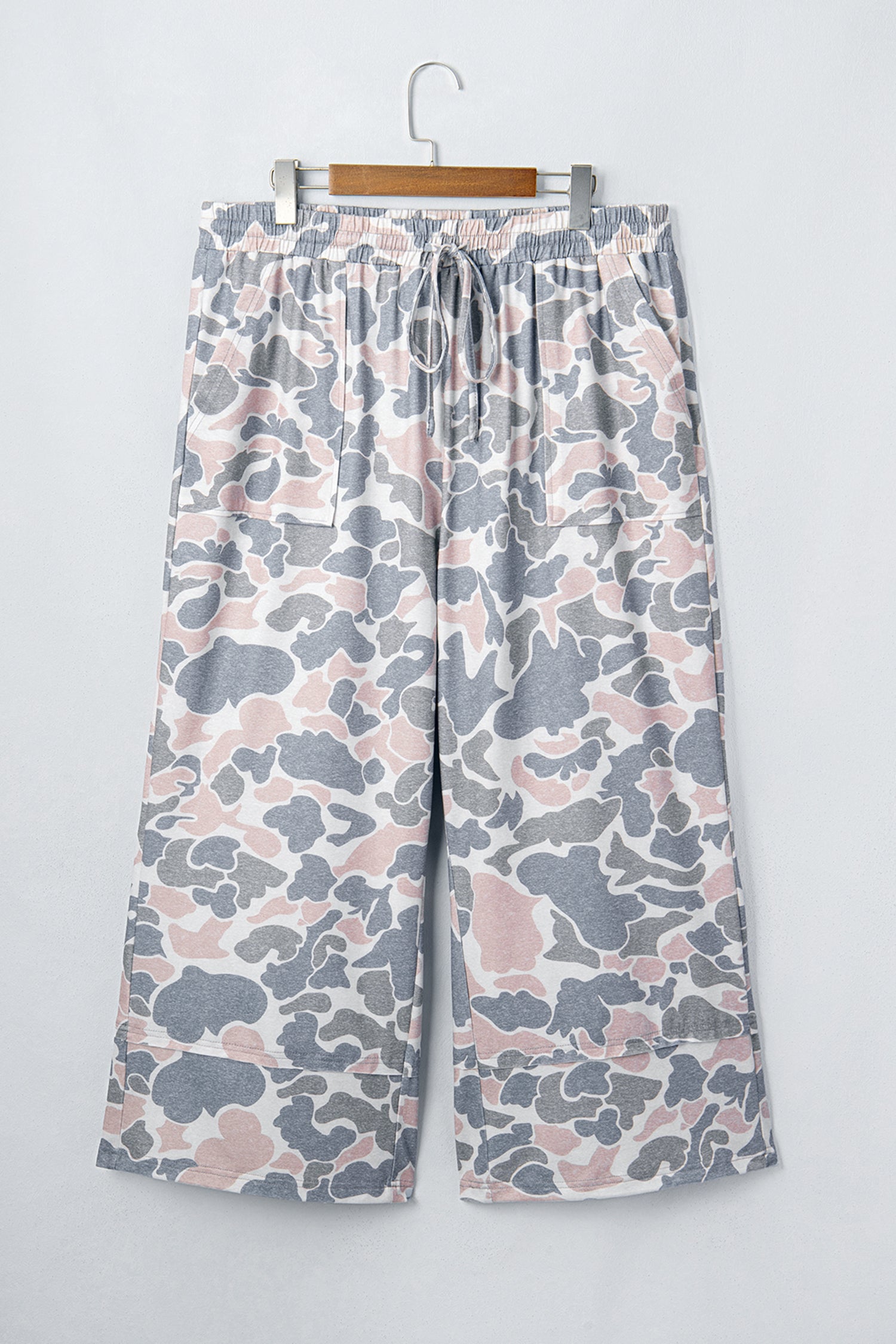Plus Size Camo Print Patch Pocket Ankle Pants - Plus Size Clothing