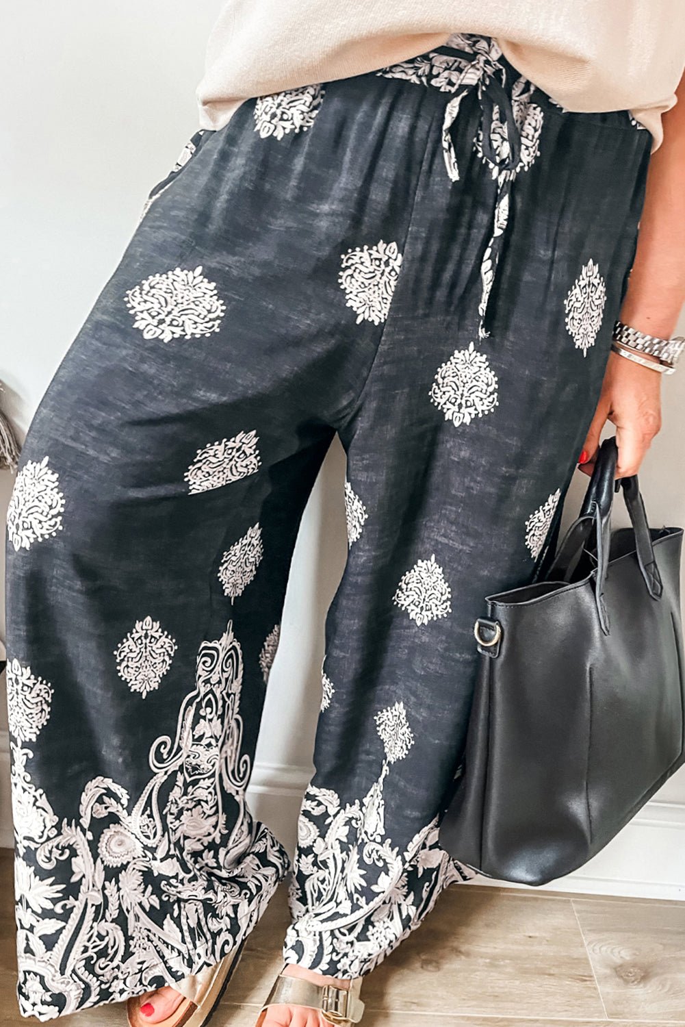 Black Plus Size Geometric Ethnic Print Drawstring Wide Leg Pants - Plus Size Clothing