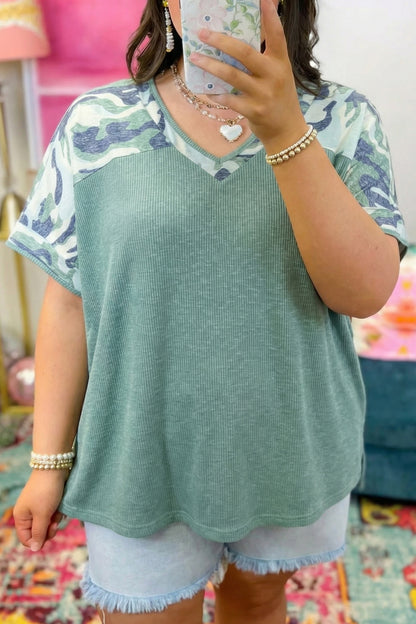Plus Size Ribbed Camo Patchwork V Neck Tee - Plus Size Clothing
