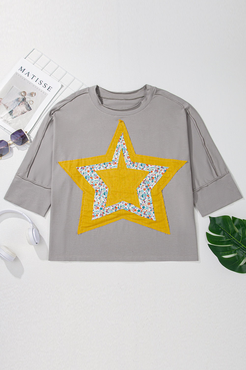 Plus Size Floral Star Patched 3/4 Sleeve Top - Plus Size XL-4XL - View 7