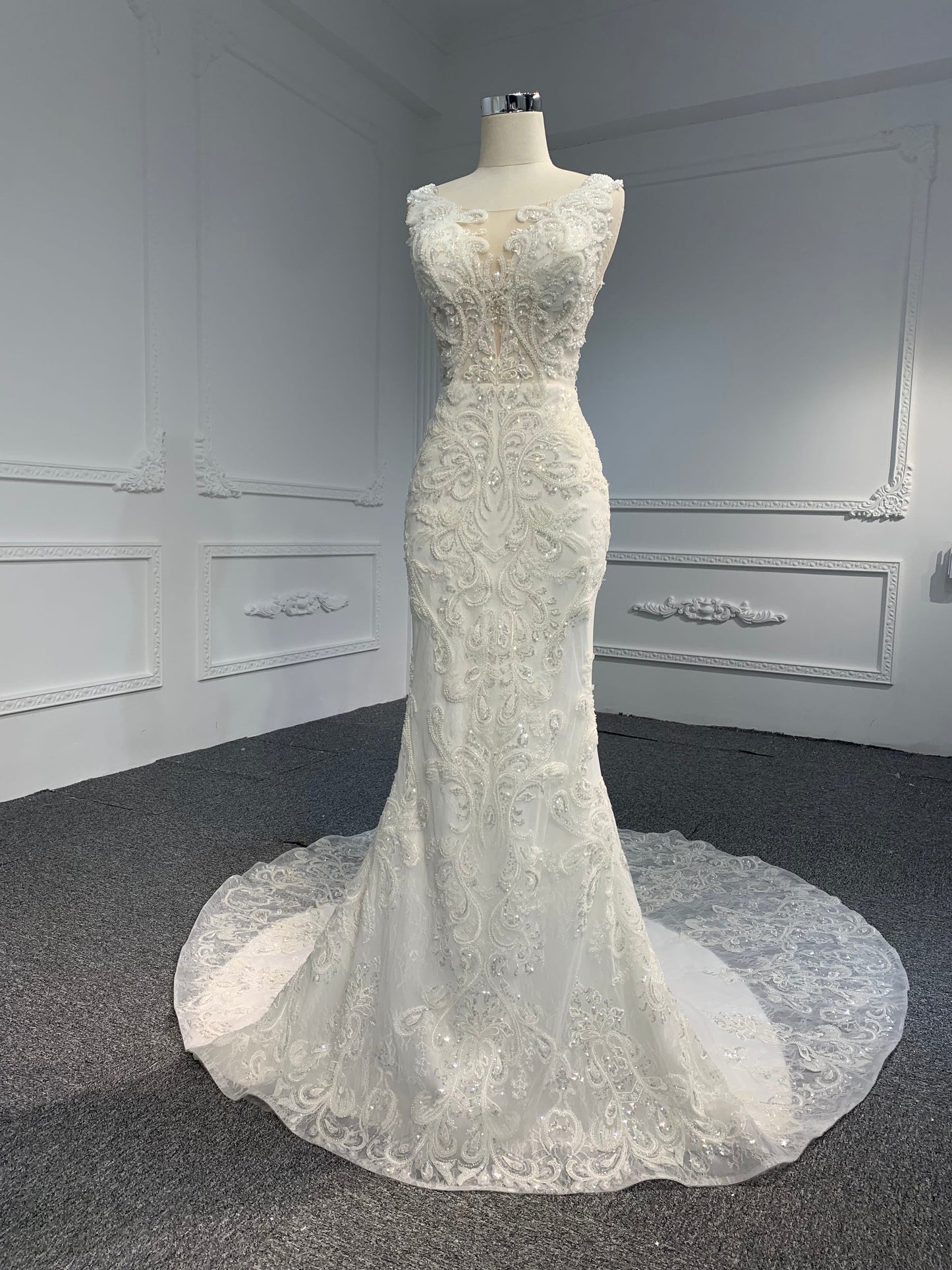 Plus Size Luxurious Mermaid Wedding Dress with Lace