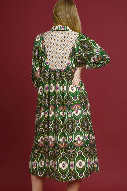 Plus Size Mixed Floral Patchwork V Neck Maxi Dress - Plus Size XL-4XL - View 2