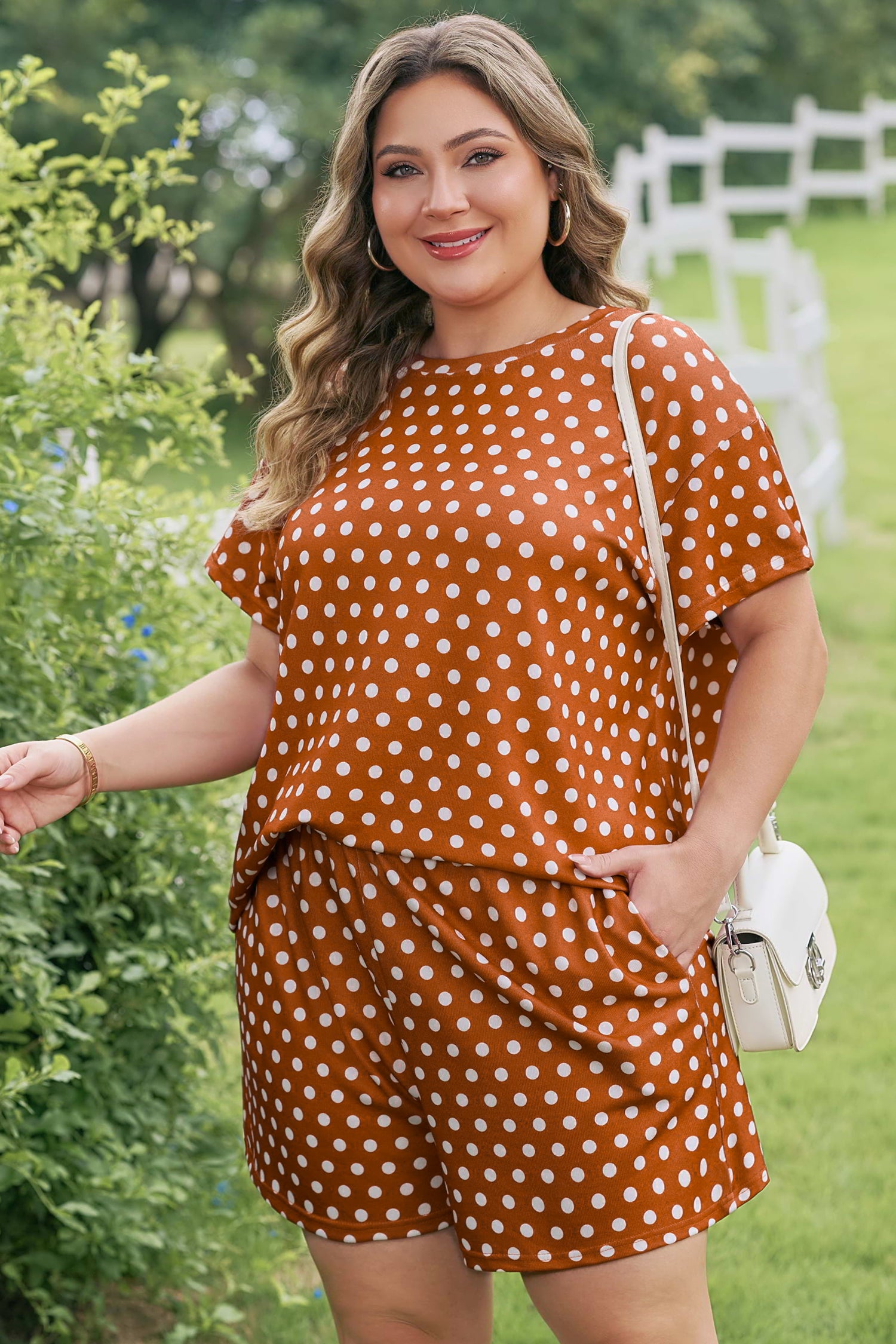 Plus Size Polka Dot Dropped Shoulder Tee Short Set - Plus Size XL-4XL - View 3