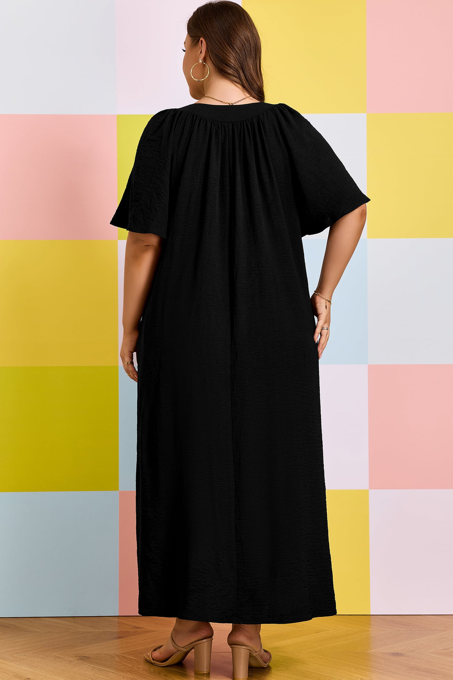 Plus Size Solid Notched Neck Short Sleeve Loose Dress - Plus Size XL-4XL - View 2