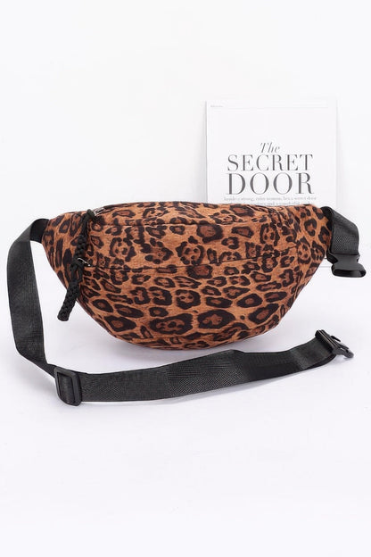 Plus Size Faux Suede Leopard Crossbody Bag - Plus Size XL-4XL - View 4