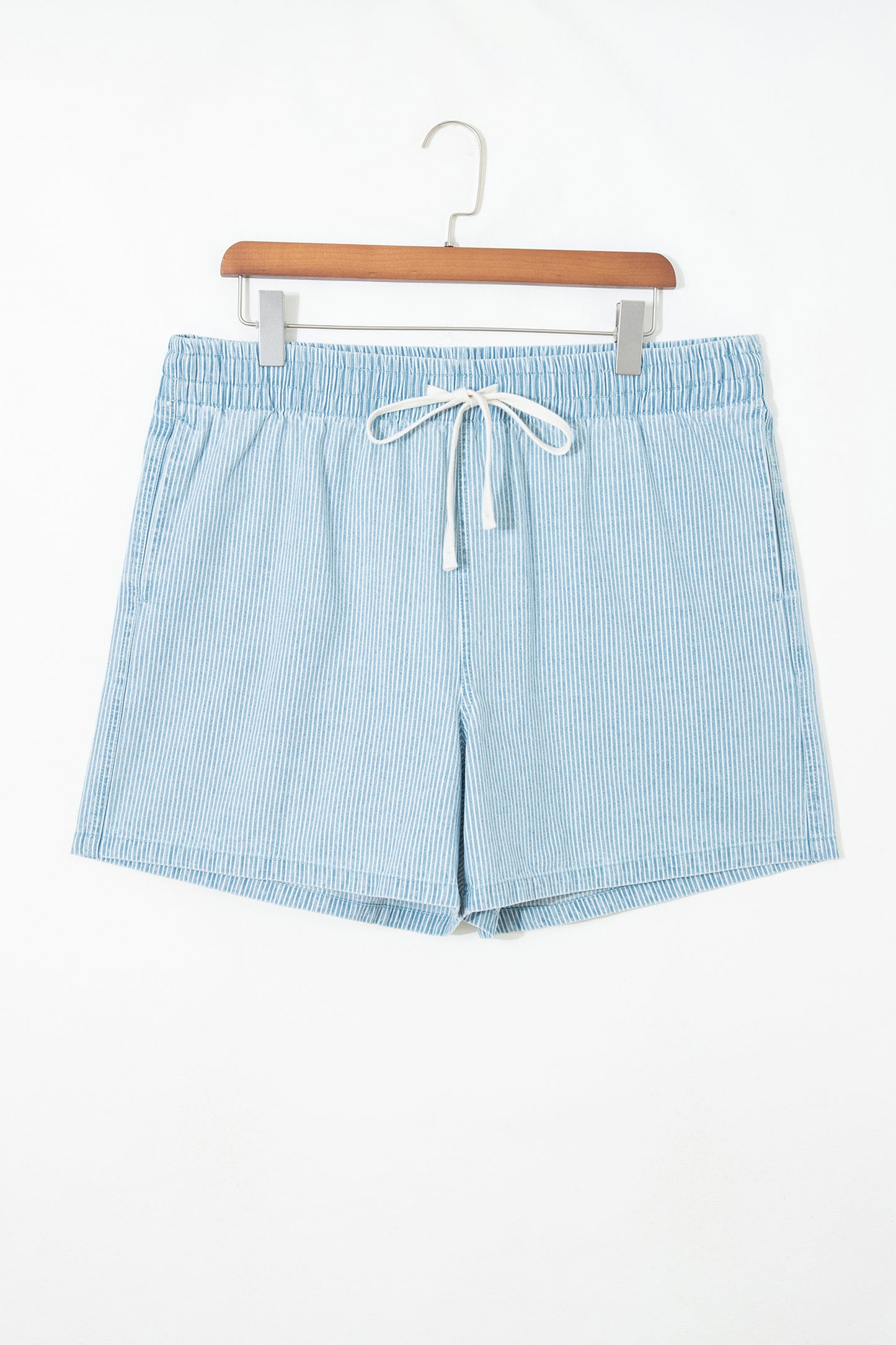 Plus Size Contrast Drawstring Elastic Waist Denim Shorts