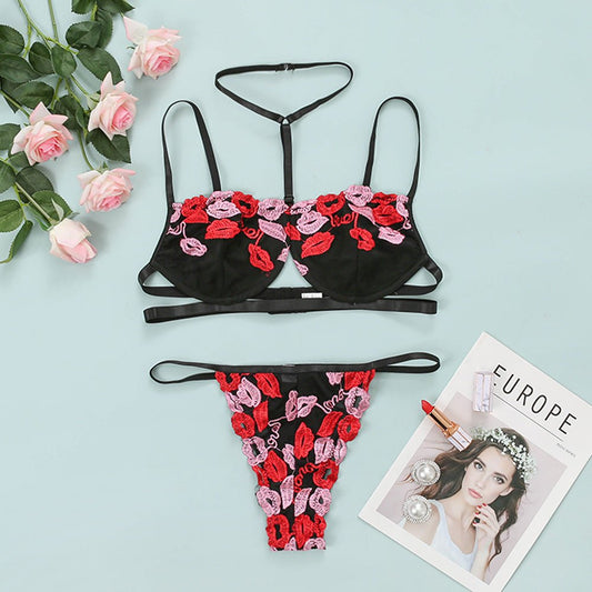 Plus Size Embroidered Halterneck Lingerie Set - Plus Size XL-4XL - View 2