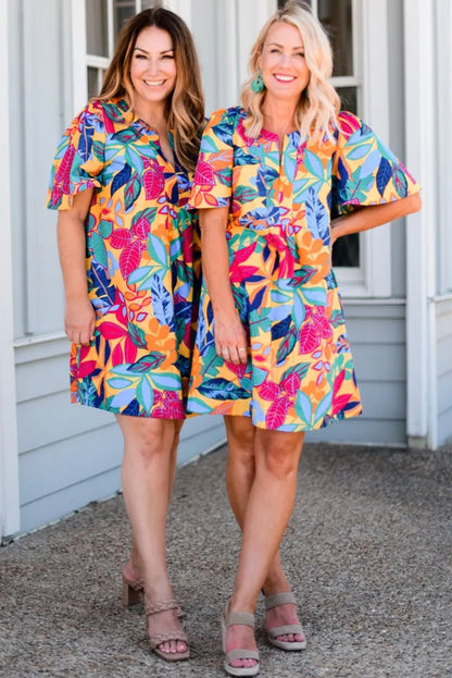 Plus Size Leafy Print Split Neck Shift Dress - Plus Size Clothing