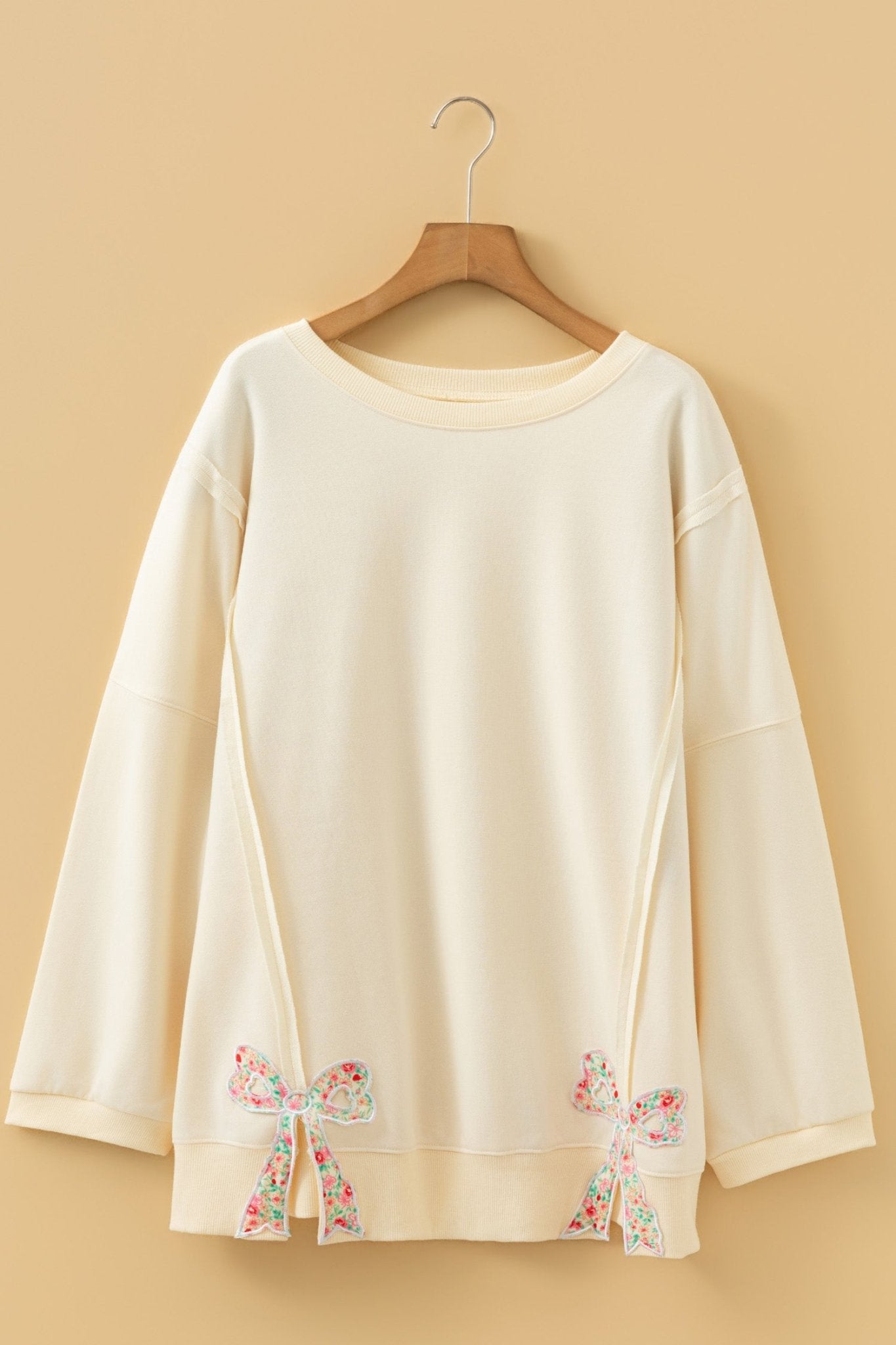 Plus Size Raw Seam Floral Bow Patched Baggy Pullover - Plus Size XL-4XL - View 4