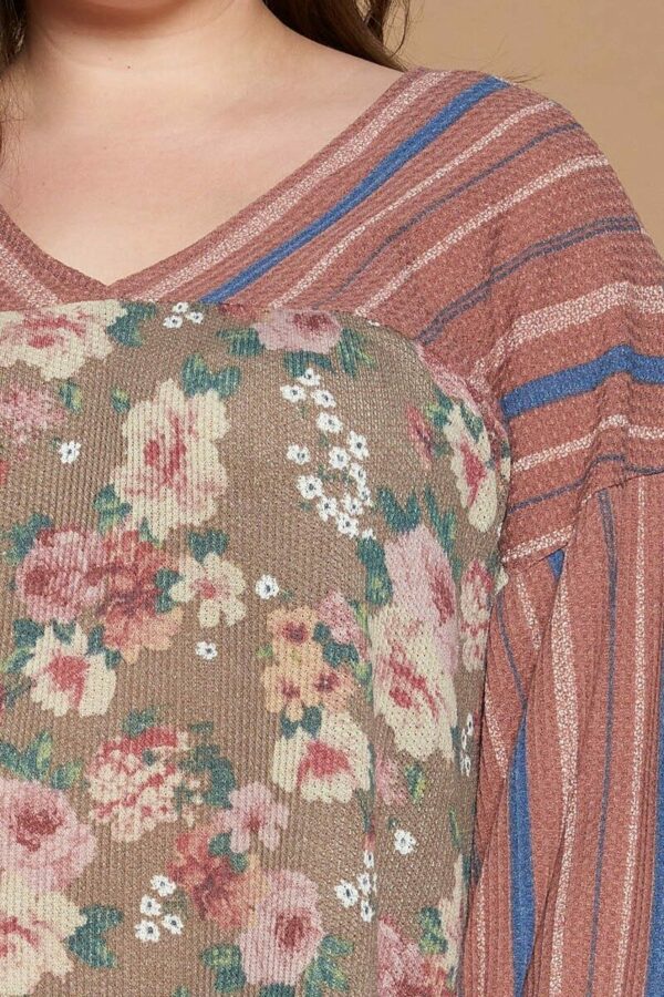 Floral Printed Knit Top Tops