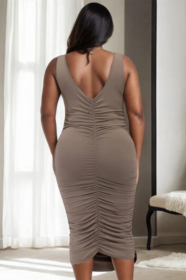 Plus Size Square Neck Ruched Bodycon Midi Dress Basics bodycon